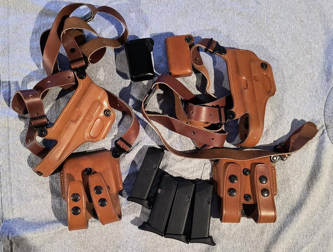 WTS: Glock G19 magazines and 2 Galco Classic Miami shoulder holsters