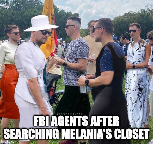 FBI_Agents_after_searching_Melania_close-2483894.JPG